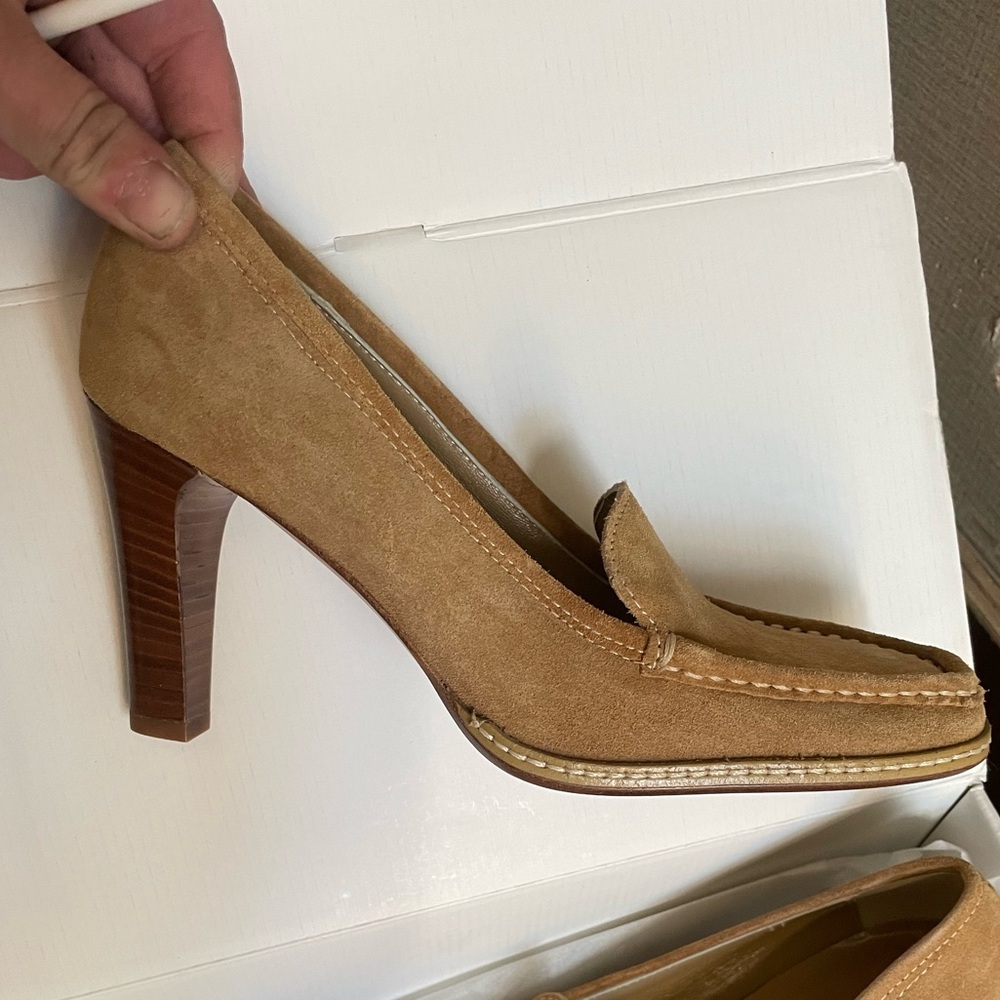 Banana Republic Amber Suede Loafer Heels